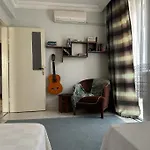 8 Kisilik Konforlu Ve Ferah Bir
