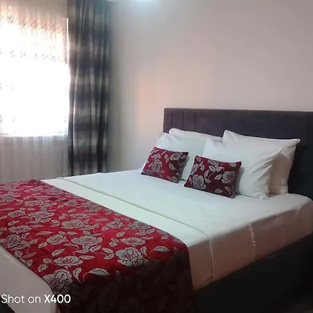 8 Kişilik Konforlu Ve Ferah Bir *