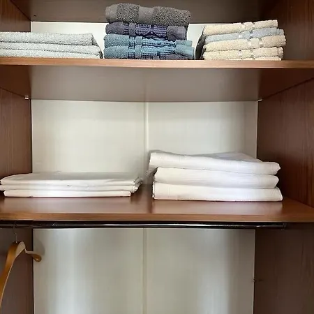 8 Kisilik Konforlu Ve Ferah Bir *