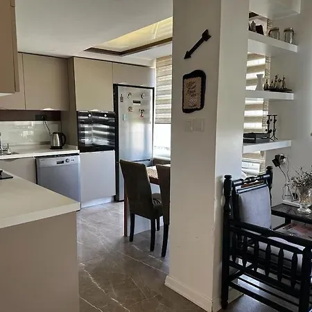 8 Kisilik Konforlu Ve Ferah Bir *