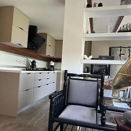 8 Kisilik Konforlu Ve Ferah Bir